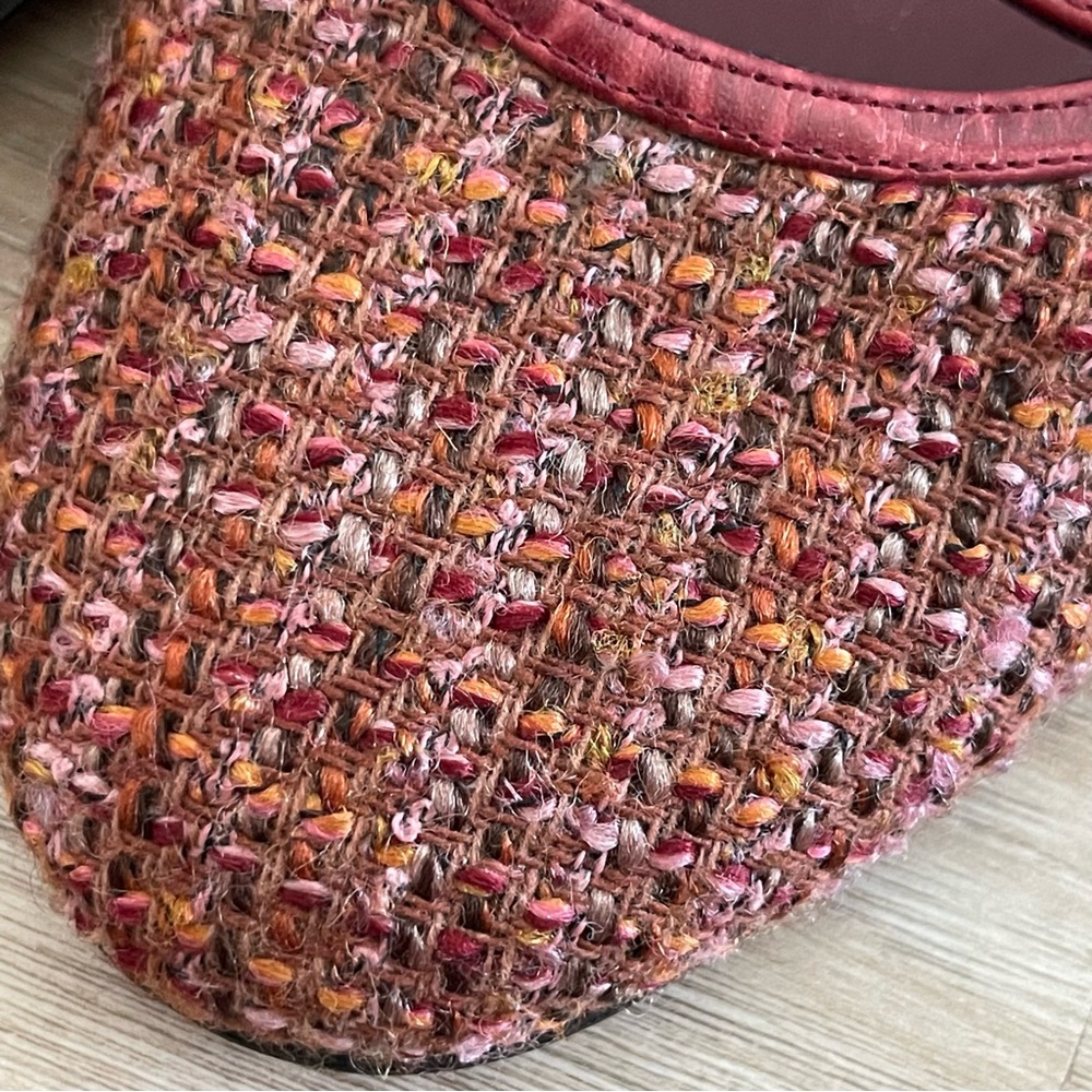 Martinez Valero Red Tweed Heels - Picture 6 of 8